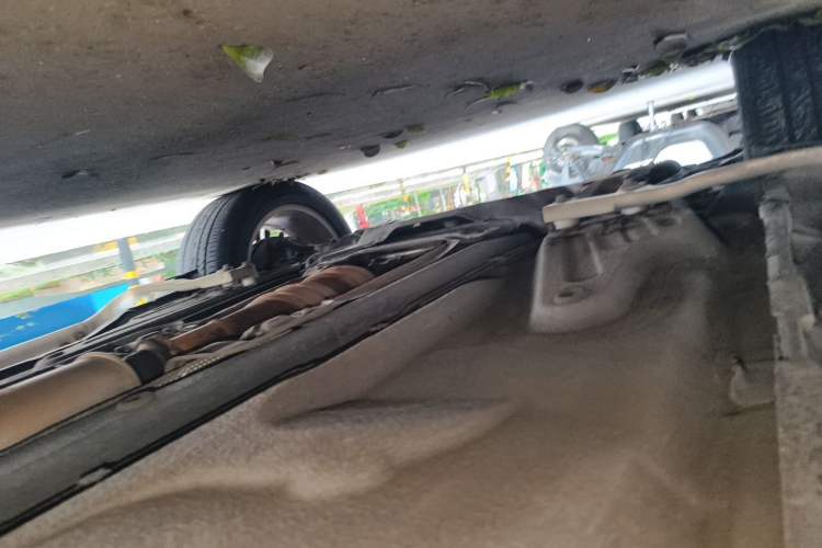 Used Volvo XC Classic 2014 T5 Executive Edition Chassis Front Left