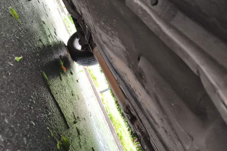 Used Volvo XC Classic 2014 T5 Luxury Edition Chassis Front Right