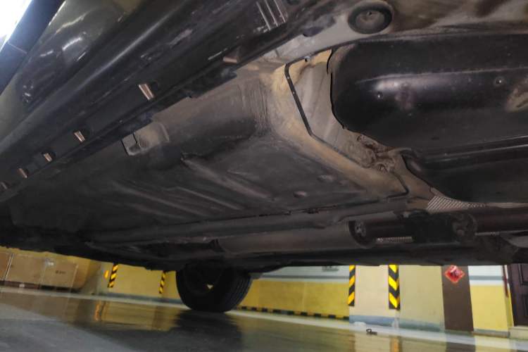 Used Volvo XC Classic 2014 T5 Luxury Edition Chassis Rear Left
