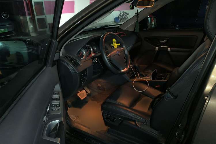 Used Volvo XC Classic 2014 T5 Luxury Edition Driver Seat