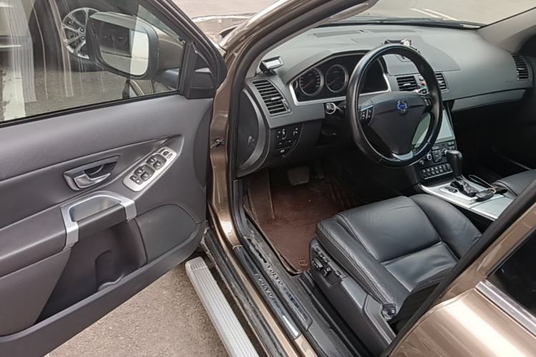 Used Volvo XC Classic 2014 T5 Luxury Edition Driver Seat