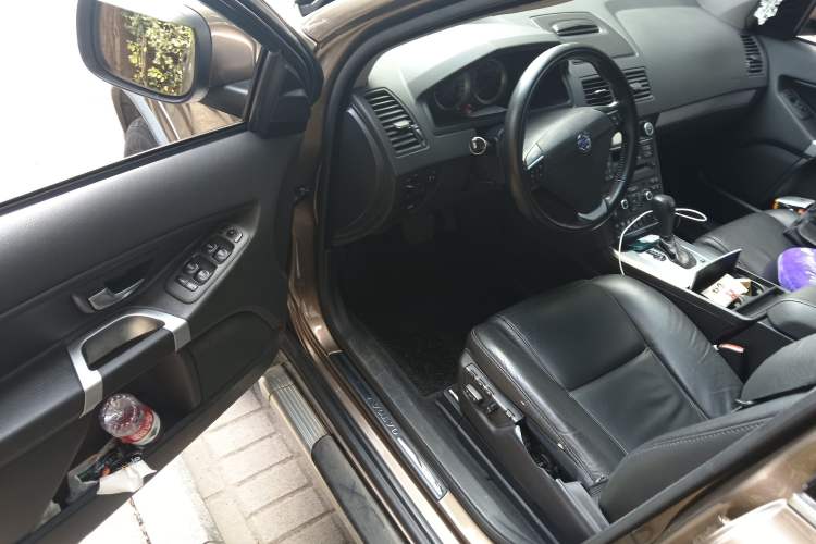 Used Volvo XC Classic 2014 T5 Luxury Edition Driver Seat