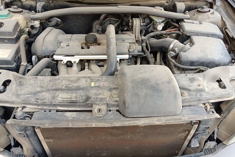 Used Volvo XC Classic 2014 T5 Executive Edition Engine Bay