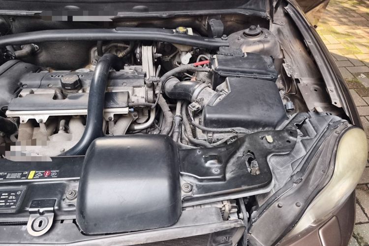 Used Volvo XC Classic 2014 T5 Executive Edition Engine Bay Left