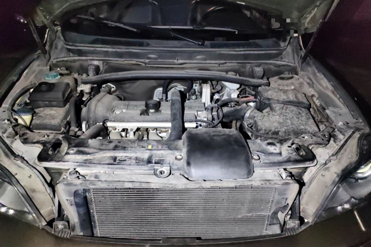 Used Volvo XC Classic 2014 T5 Luxury Edition Engine Bay