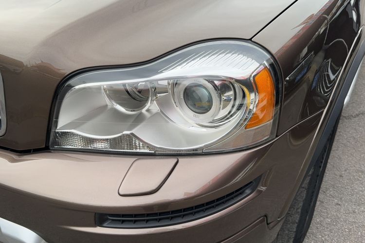 Used Volvo XC Classic 2014 T5 Luxury Edition Exterior 2