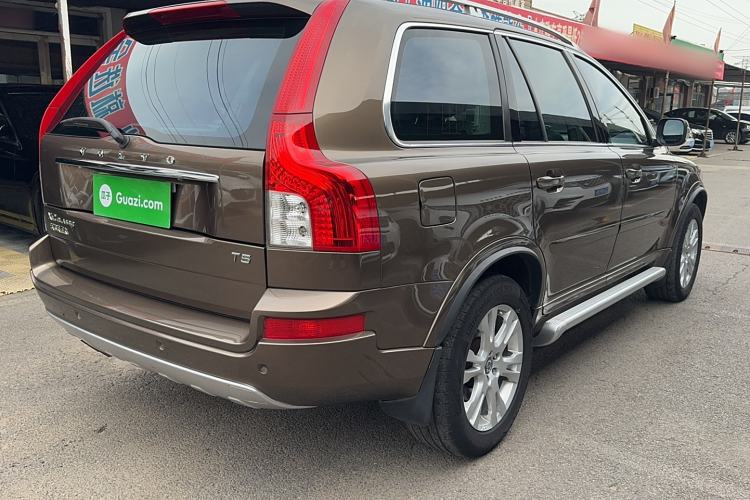 Used Volvo XC Classic 2014 T5 Luxury Edition Exterior 4