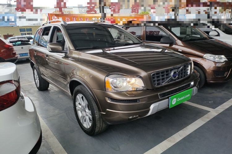 Used Volvo XC Classic 2014 T5 Luxury Edition Front Right 45 Deg