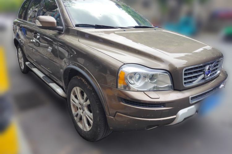 Used Volvo XC Classic 2014 T5 Luxury Edition Front Right 45 Deg
