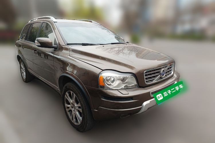 Used Volvo XC Classic 2014 T5 Luxury Edition Front Right 45 Deg