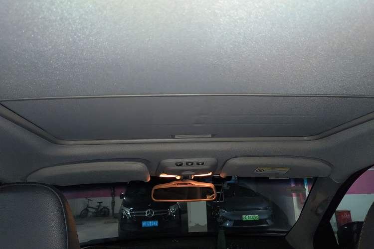 Used Volvo XC Classic 2014 T5 Luxury Edition Headliner