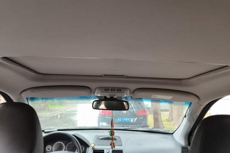 Used Volvo XC Classic 2014 T5 Luxury Edition Headliner