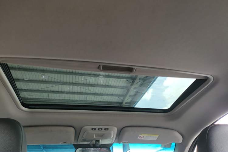 Used Volvo XC Classic 2014 T5 Luxury Edition Headliner