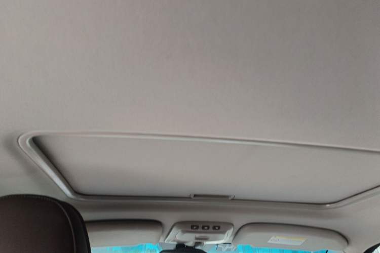 Used Volvo XC Classic 2014 T5 Luxury Edition Headliner