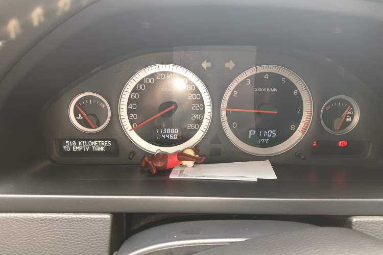 Used Volvo XC Classic 2014 T5 Luxury Edition Instrument Cluster