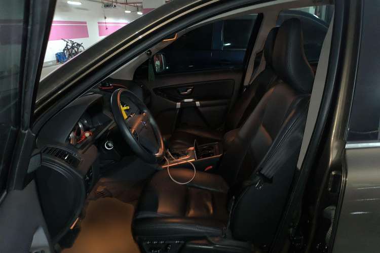 Used Volvo XC Classic 2014 T5 Luxury Edition Left Front Seat