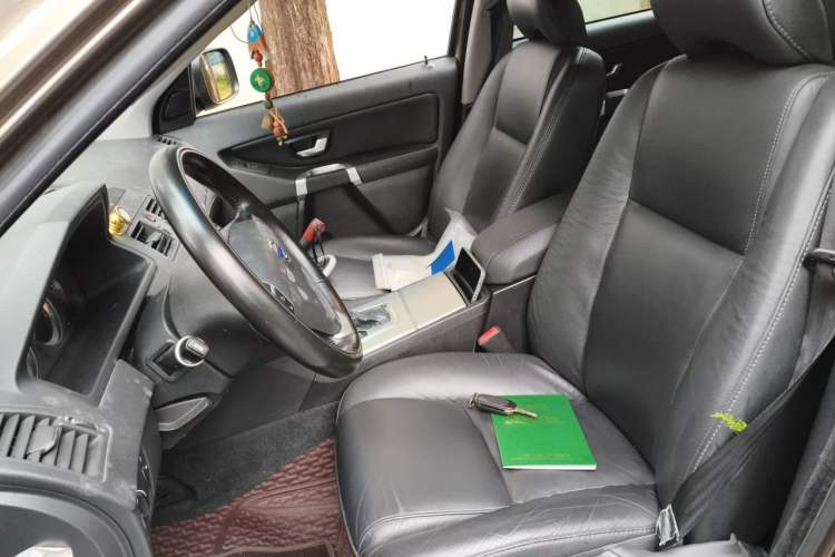 Used Volvo XC Classic 2014 T5 Luxury Edition Left Front Seat