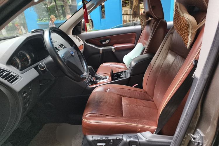 Used Volvo XC Classic 2014 T5 Executive Edition Left Front Seat