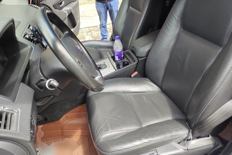 Used Volvo XC Classic 2014 T5 Luxury Edition Left Front Seat