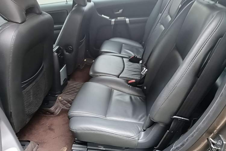 Used Volvo XC Classic 2014 T5 Luxury Edition Left Rear Seat