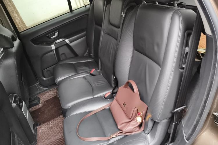 Used Volvo XC Classic 2014 T5 Luxury Edition Left Rear Seat