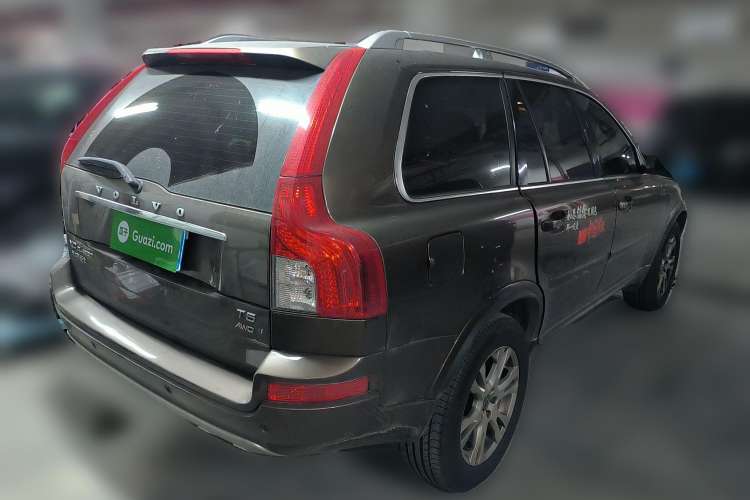 Used Volvo XC Classic 2014 T5 Luxury Edition Rear Right 45 Deg