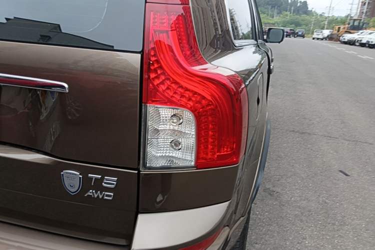 Used Volvo XC Classic 2014 T5 Luxury Edition Right Rear Taillight
