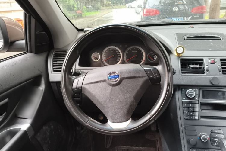 Used Volvo XC Classic 2014 T5 Luxury Edition Steering Wheel