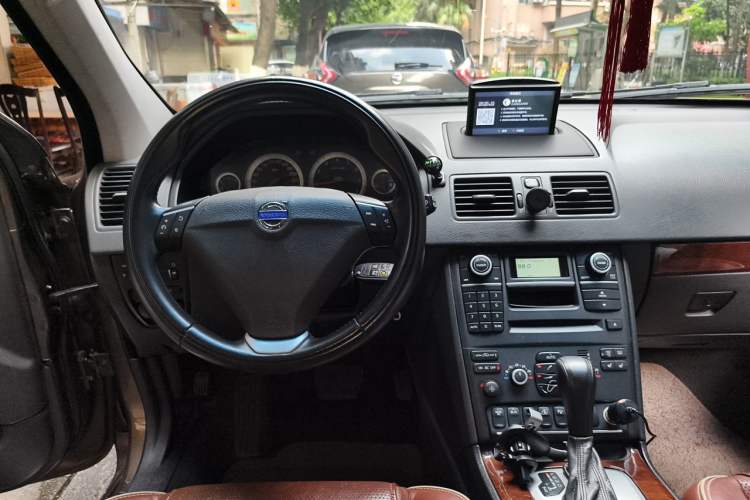 Used Volvo XC Classic 2014 T5 Executive Edition Steering Wheel