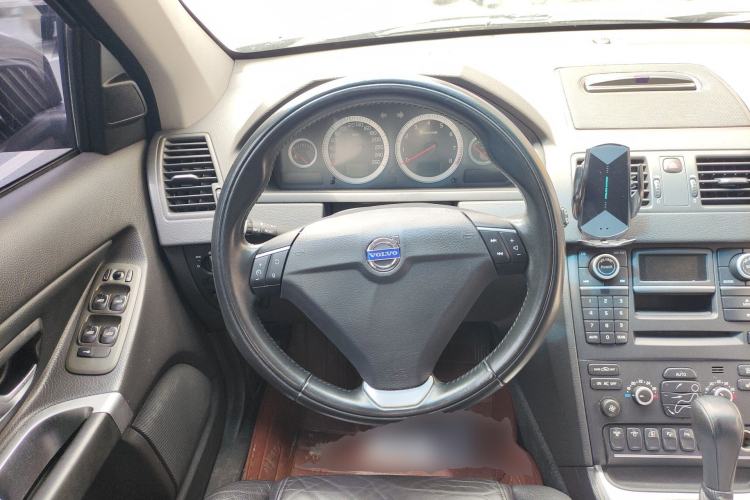Used Volvo XC Classic 2014 T5 Luxury Edition Steering Wheel