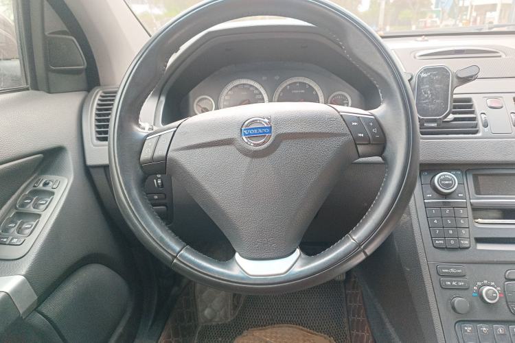 Used Volvo XC Classic 2014 T5 Luxury Edition Steering Wheel