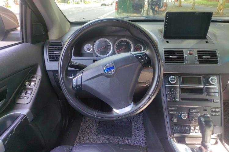 Used Volvo XC Classic 2014 T5 Luxury Edition Steering Wheel