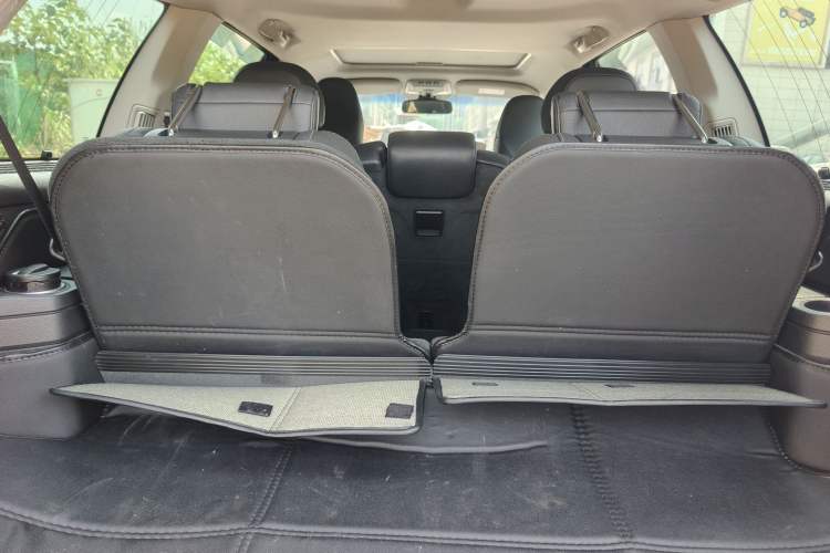 Used Volvo XC Classic 2014 T5 Luxury Edition Trunk