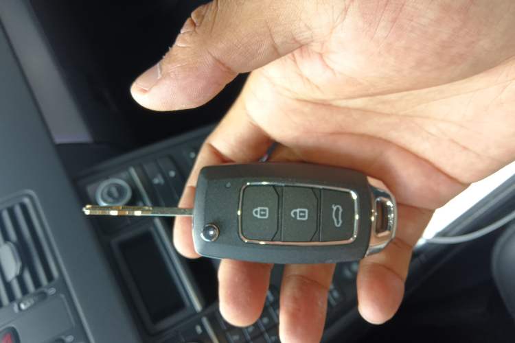Used Volvo XC Classic 2014 T5 Luxury Edition Vehicle Key