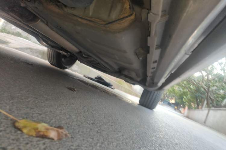 Used Volvo XC Classic 2014 T5 Luxury Edition Chassis Rear Right