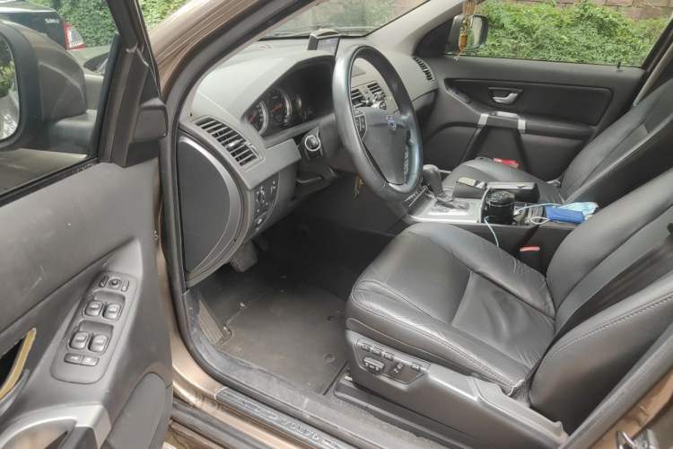Used Volvo XC Classic 2014 T5 Luxury Edition Driver Seat