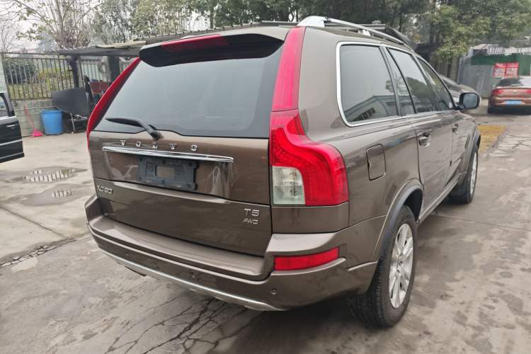Used Volvo XC Classic 2014 T5 Luxury Edition Exterior 5
