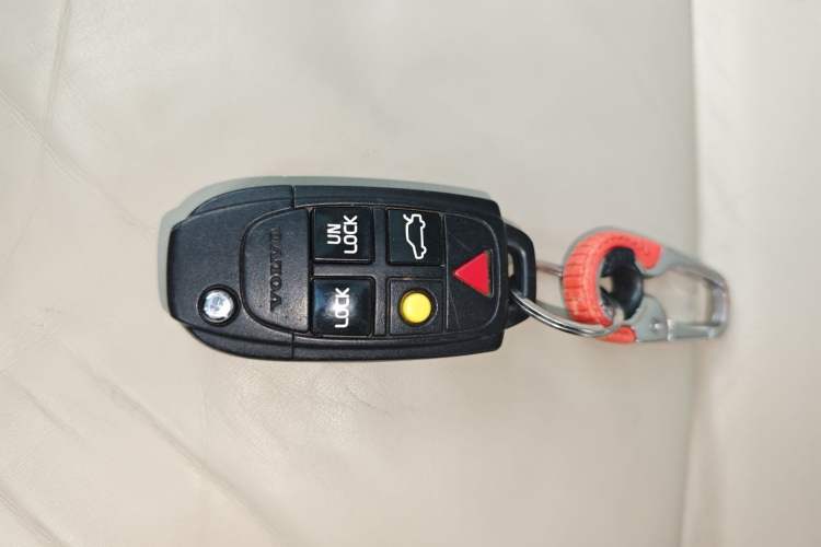 Used Volvo XC Classic 2014 T5 Luxury Edition Interior 1