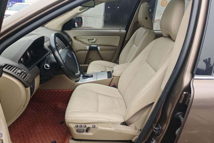 Used Volvo XC Classic 2014 T5 Luxury Edition Left Front Seat