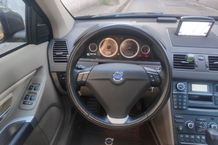 Used Volvo XC Classic 2014 T5 Luxury Edition Steering Wheel