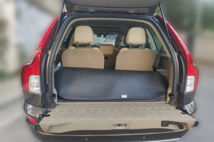 Used Volvo XC Classic 2014 T5 Luxury Edition Trunk