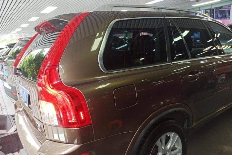 Used Volvo XC Classic 2014 T5 Luxury Edition Exterior 5