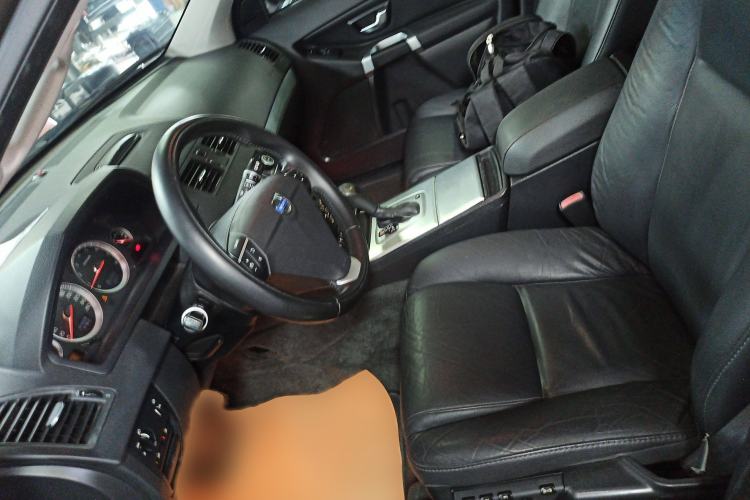 Used Volvo XC Classic 2014 T5 Luxury Edition Left Front Seat