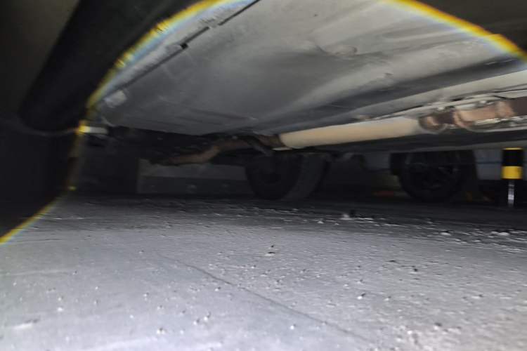 Used Volvo XC Classic 2014 T5 Luxury Edition Chassis Front Right