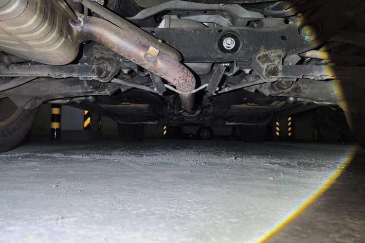 Used Volvo XC Classic 2014 T5 Luxury Edition Chassis Rear