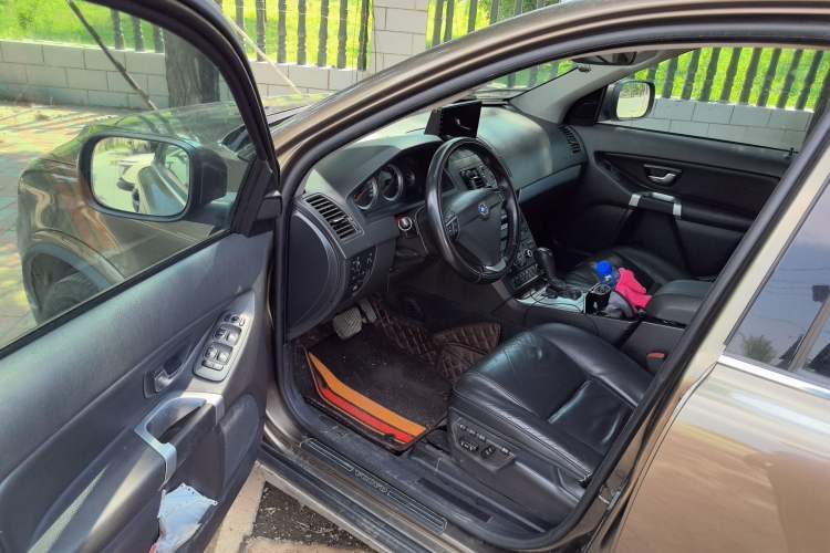 Used Volvo XC Classic 2014 T5 Luxury Edition Driver Seat