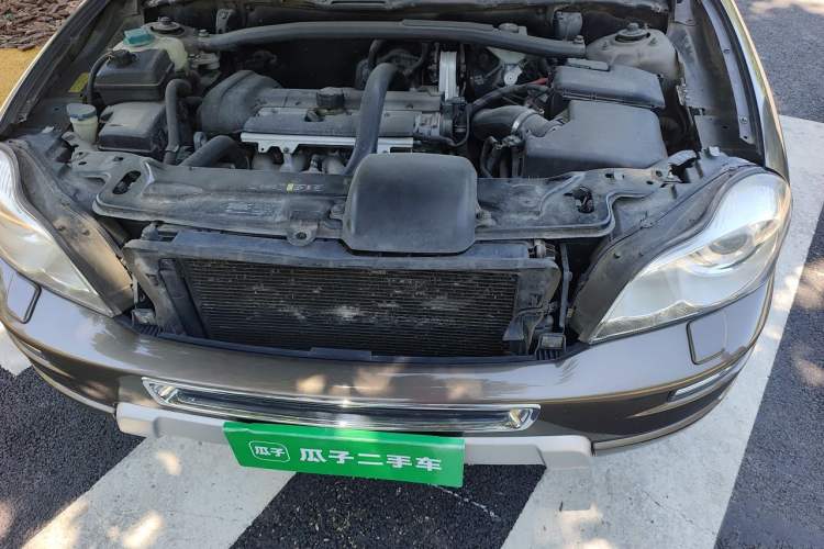 Used Volvo XC Classic 2014 T5 Executive Edition Engine Bay