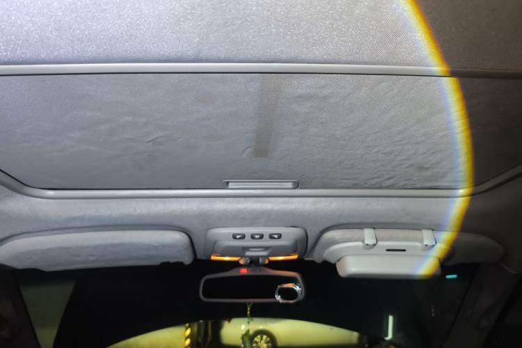 Used Volvo XC Classic 2014 T5 Luxury Edition Headliner