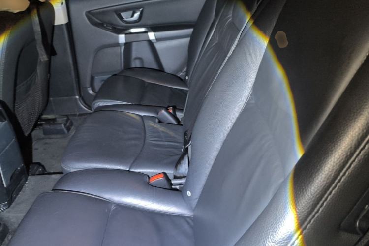 Used Volvo XC Classic 2014 T5 Luxury Edition Left Rear Seat