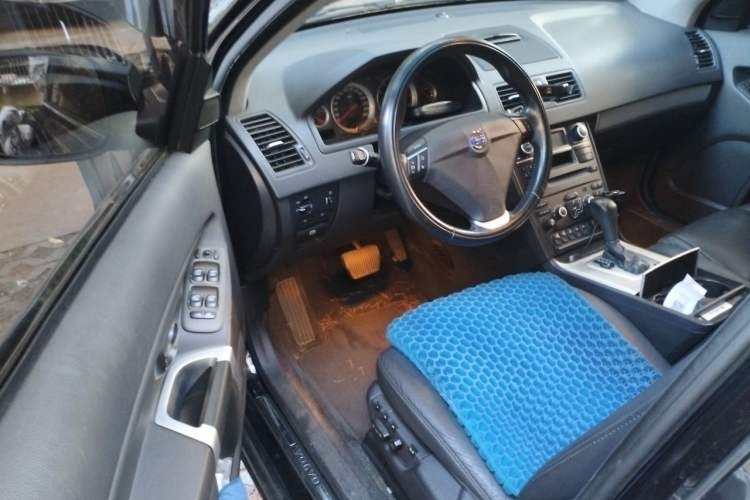 Used Volvo XC Classic 2014 T5 Luxury Edition Driver Seat